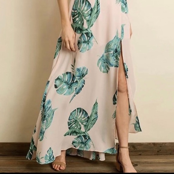 Dress Forum LA Monstera Open Back Pink Maxi Dress w Palm/Philodendron Print Lg - Picture 6 of 17
